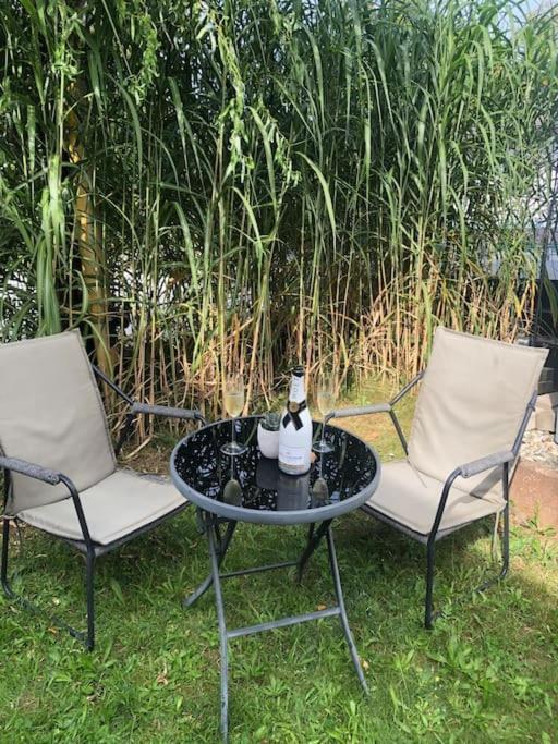 Gemuetliches Einliegerapartment, 50 Qm Apartment